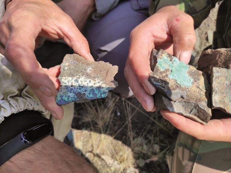 v-poiskakh-mednogo-rudnika_04