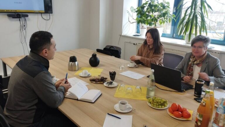 28Ox3TmDweJFqOTcqVpdKCdoRK0Z0rA9_front-1